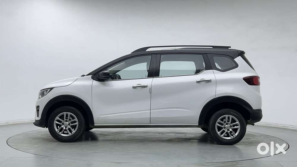 Renault Triber Rxt, 2023, Petrol