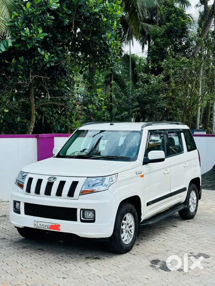 Mahindra Tuv 300 2017