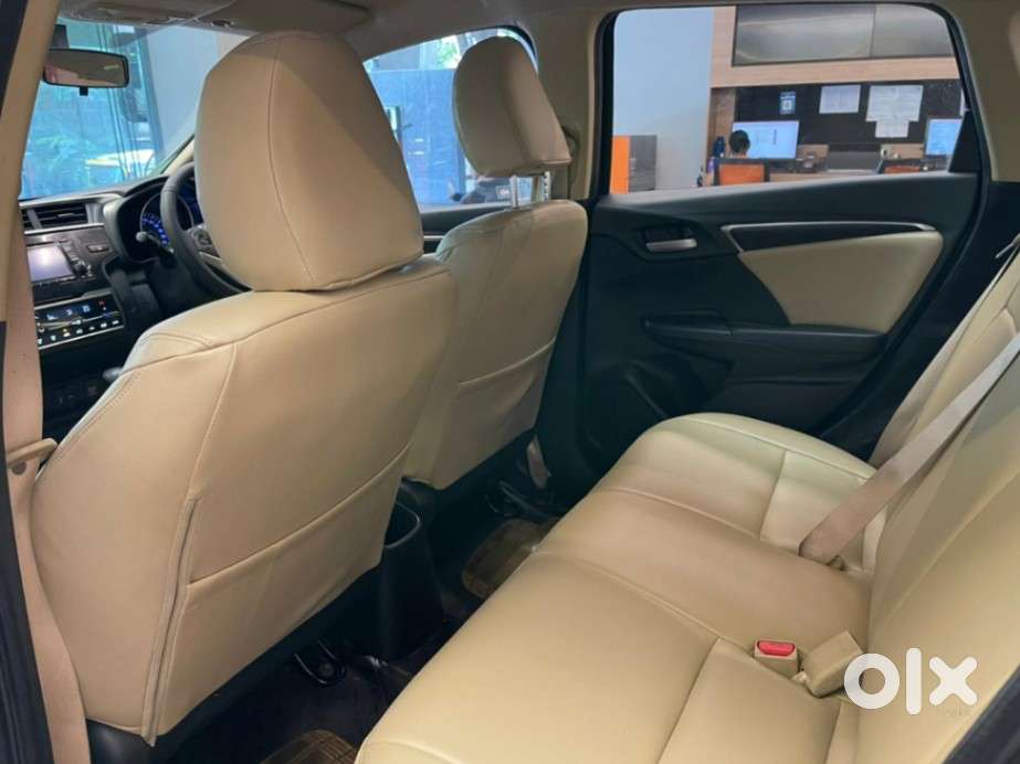 Honda Jazz V Cvt, 2016, Petrol