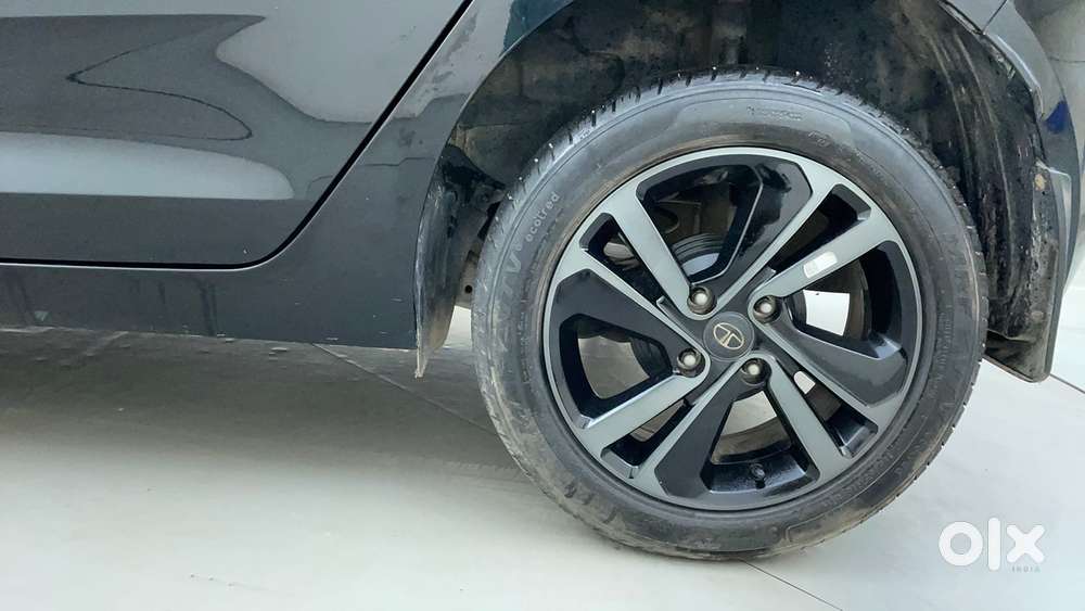 Tata Altroz 1.2 Xz Plus I-turbo Petrol Dark Edition, 2023, Petrol