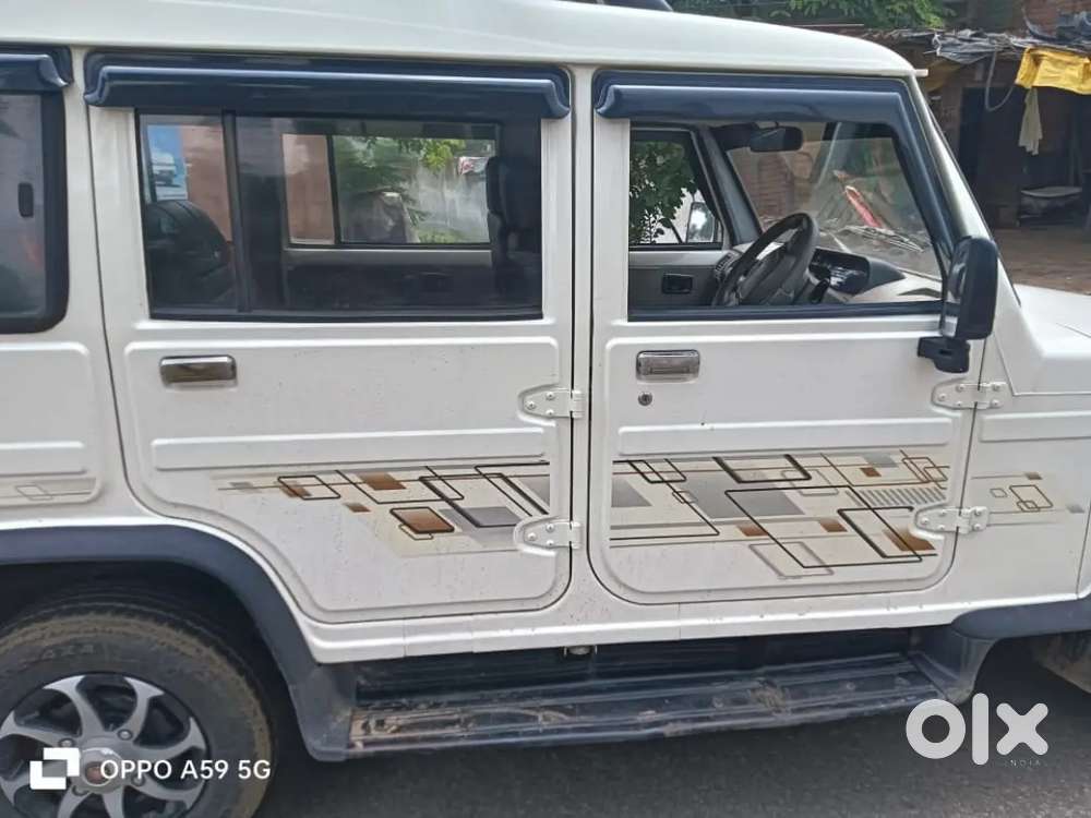 Mahindra Bolero Neo 2013