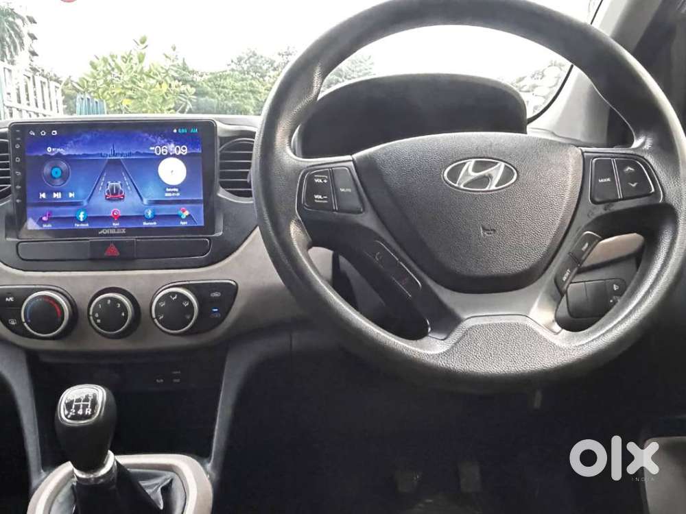 Hyundai Grand I10 Sportz, 2018, Petrol