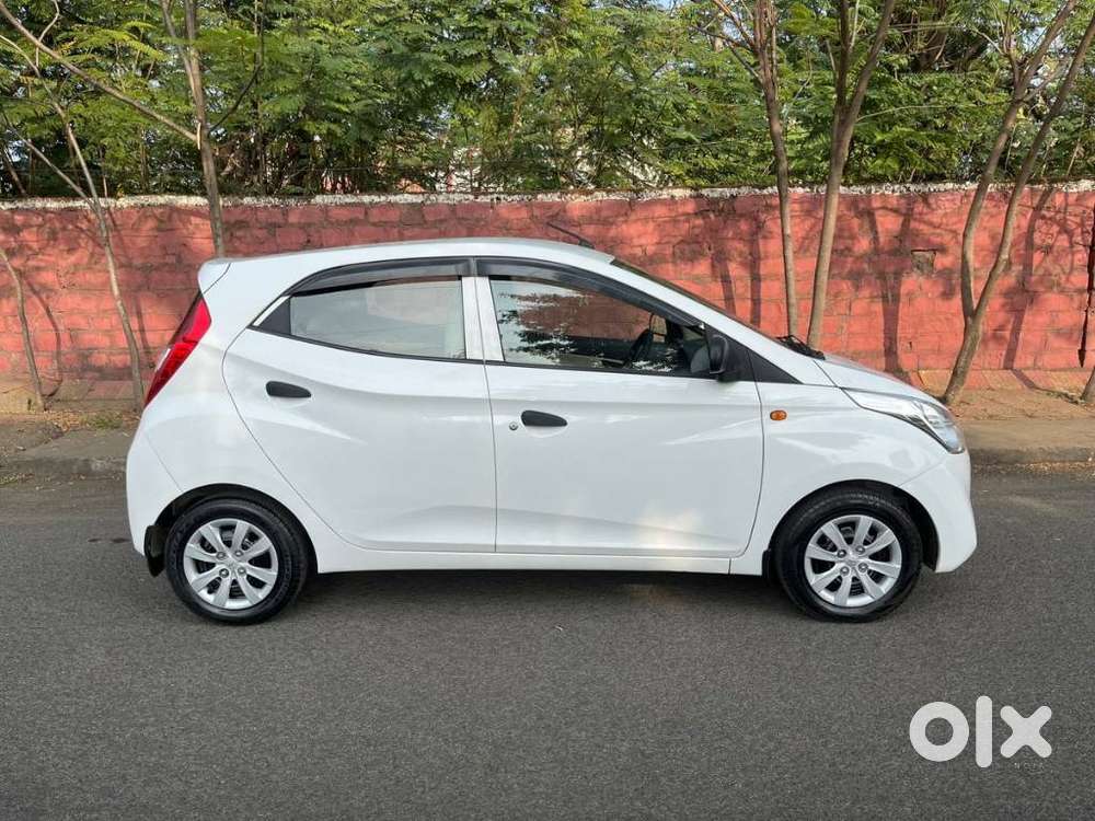 Hyundai Eon Era +, 2017, Petrol