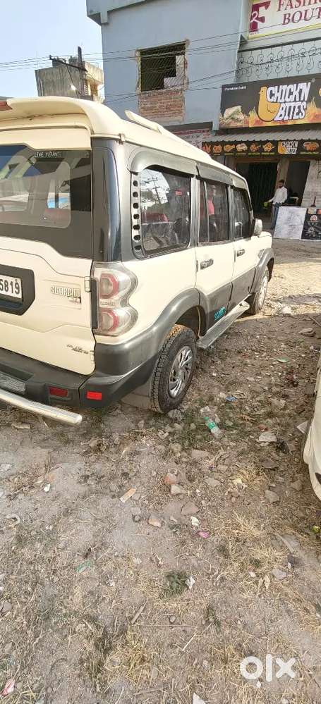 Mahindra Scorpio 2017 Diesel 100000 Km Driven