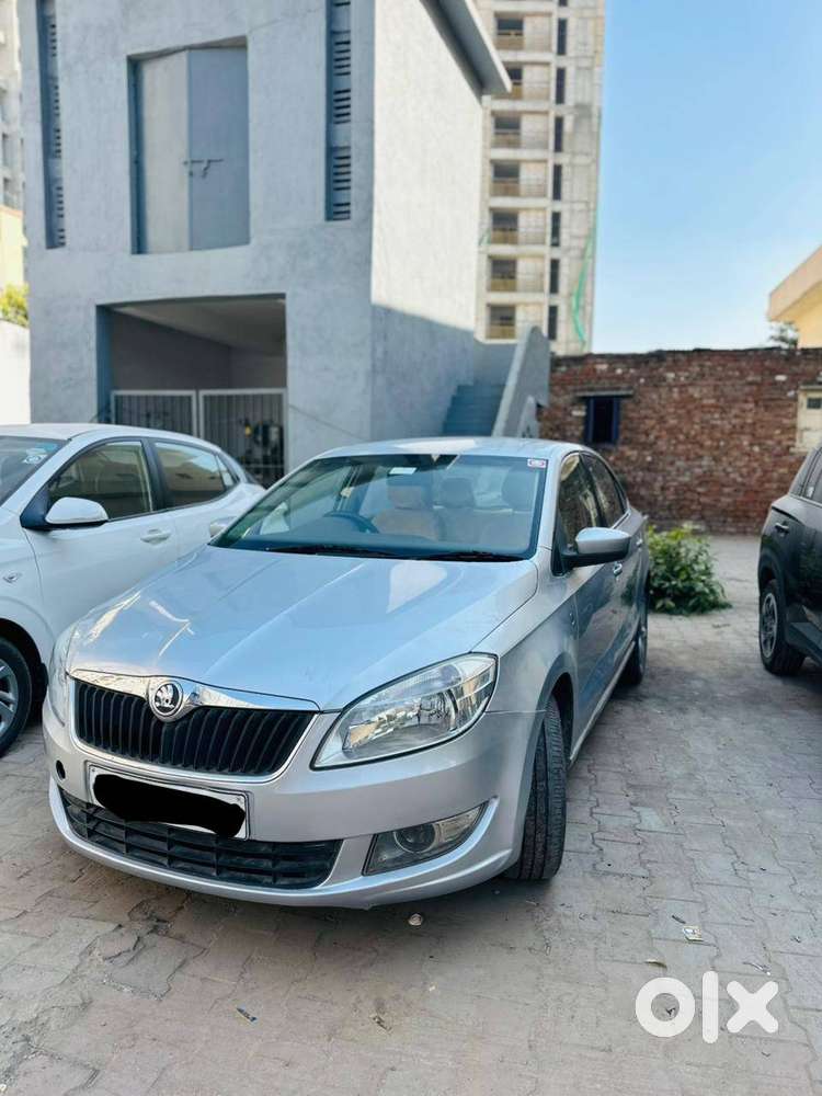 Skoda Rapid Elegance 2014