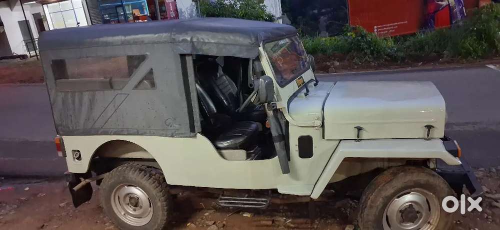Mahindra Jeep 2000 2 Wheel