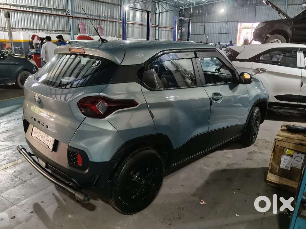 Tata Punch 1.2 Revotron 2025