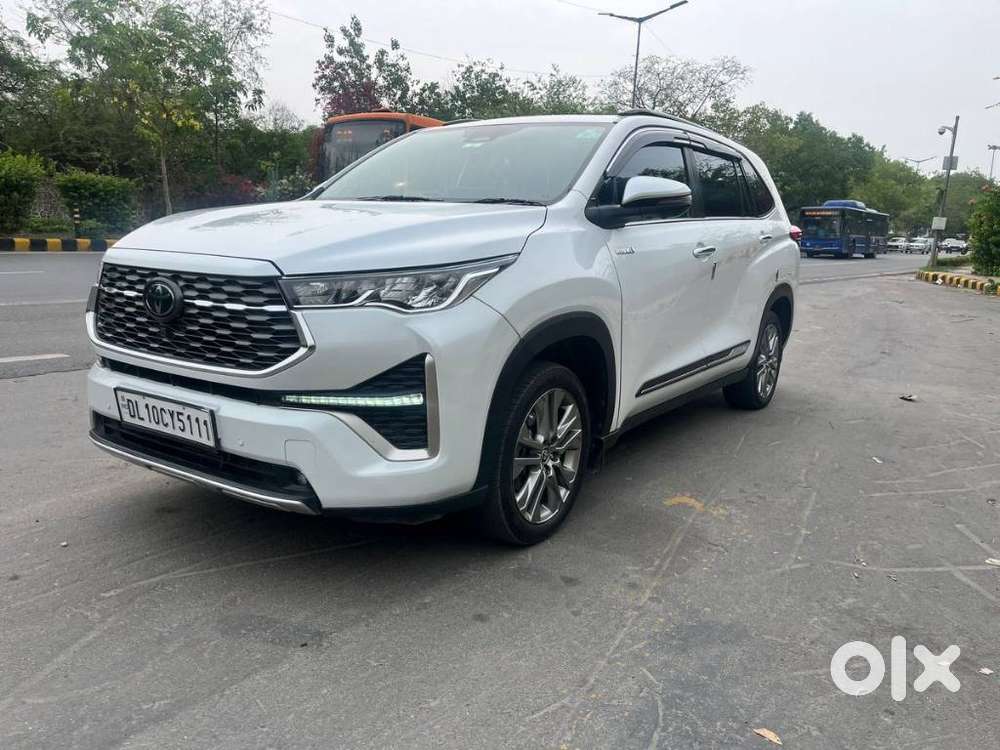 Toyota Innova Hycross 2.0 Zx (o) Hybrid 7 Str, 2024, Electric