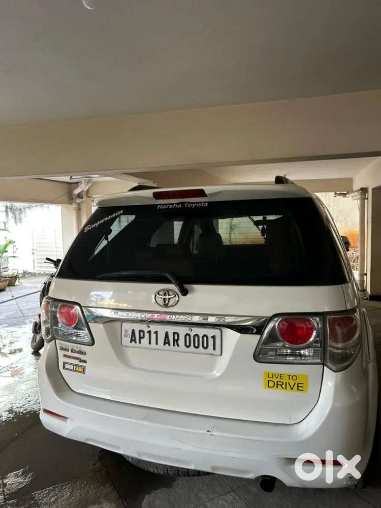 Toyota Fortuner 2012 Diesel 210000 Km Driven