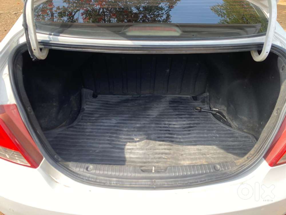 Hyundai Verna Fluidic 1.6 Crdi Sx Opt, 2015