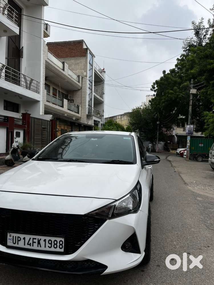 Hyundai Petrol Manual 2023