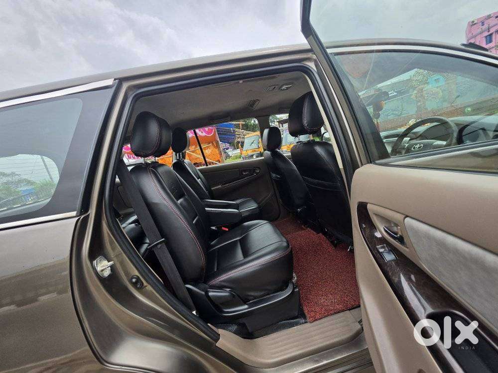 Toyota Innova 2.5 V 7 Str, 2016, Diesel