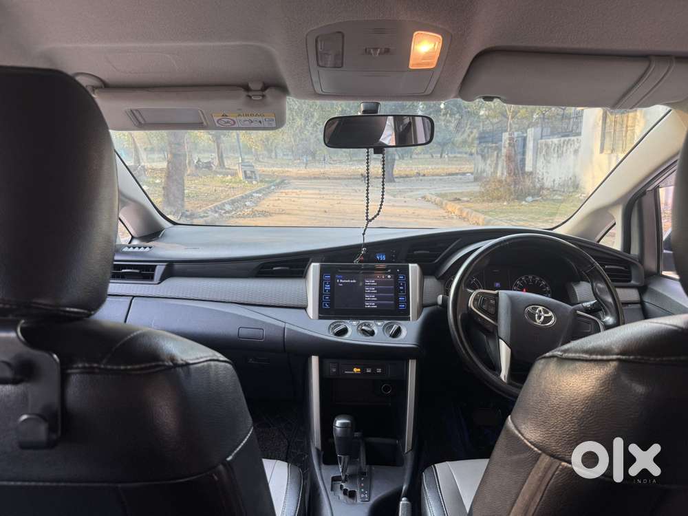 Toyota Innova Crysta 2.8 Gx At 8s, 2019, Diesel