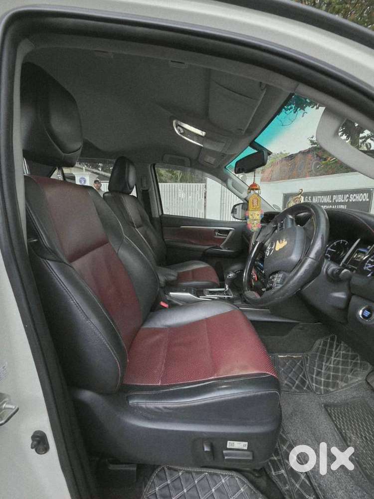 Toyota Fortuner Legender 4x2 At 2.8, 2022, Diesel