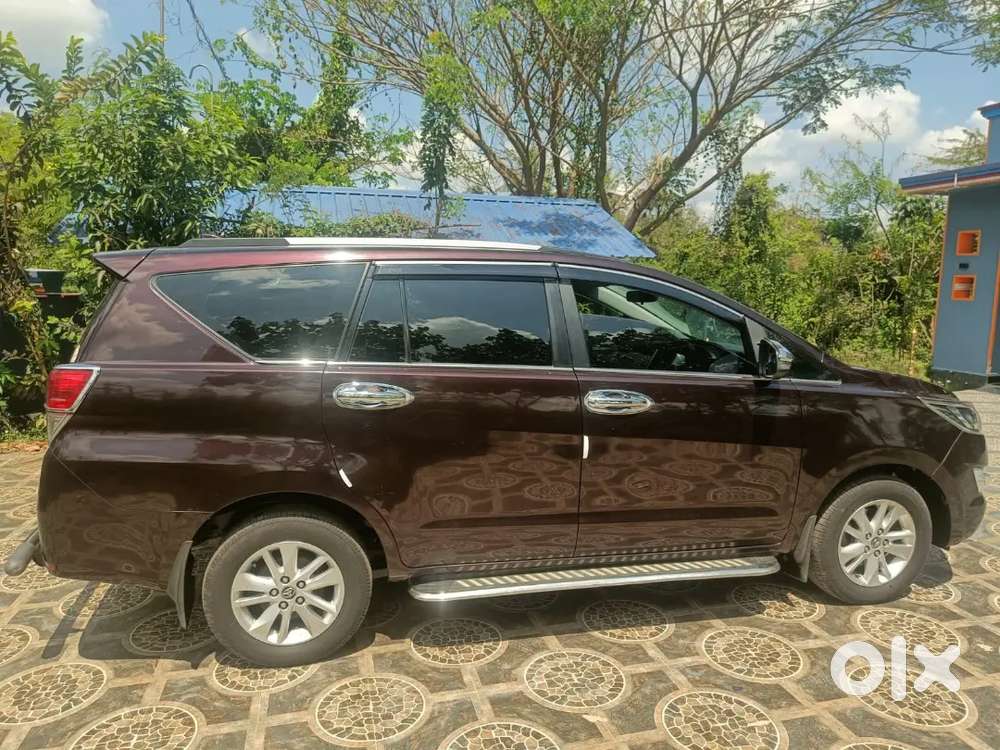 Toyota Innova Crysta 2018 Diesel 130000 Km Driven
