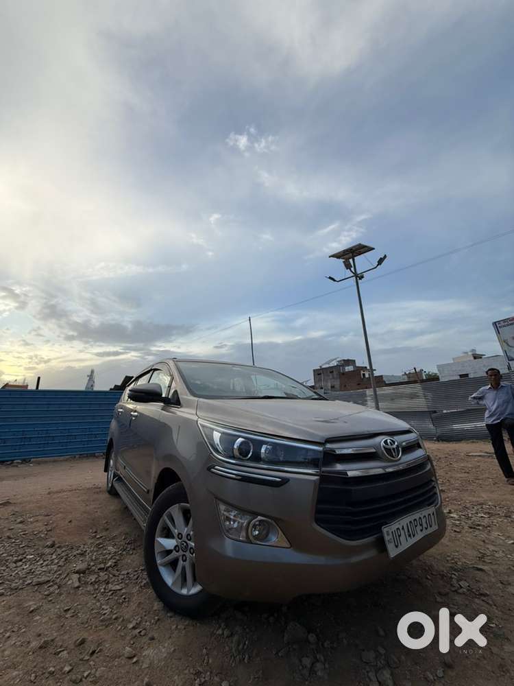 Toyota Innova Crysta 2018