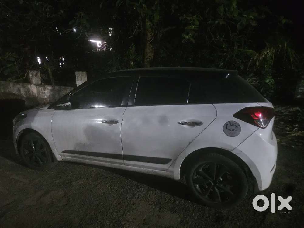 Hyundai I20 2015 Diesel 130000 Km Driven