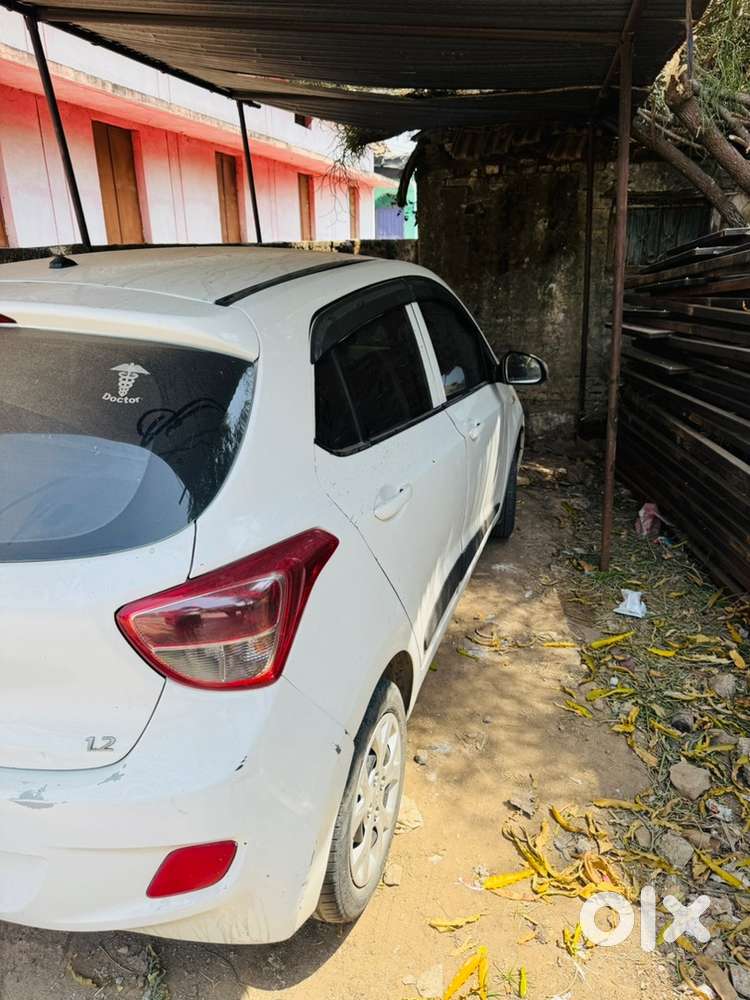 Hyundai Grand I10 2015 Petrol Well Maintained