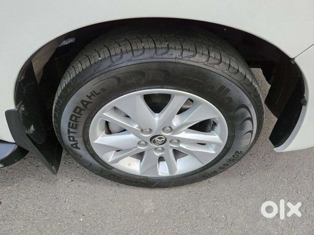 Toyota Innova Crysta 2.4 Gx Mt 8s, 2020, Diesel