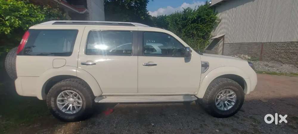Ford Endeavour Diesel 2014