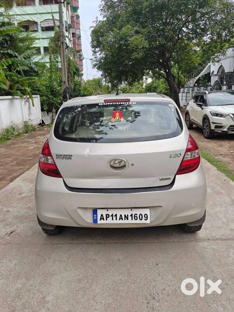 Hyundai I20 Magna, 2012, Petrol