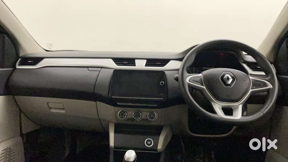 Renault Triber Rxz, 2021, Petrol