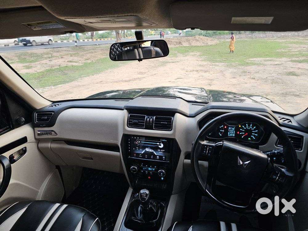 Mahindra Scorpio Classic 2.2 S 11 Mt 7 Str, 2024, Diesel