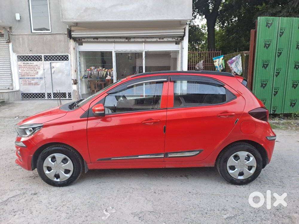 Tata Tiago, 2021, Petrol