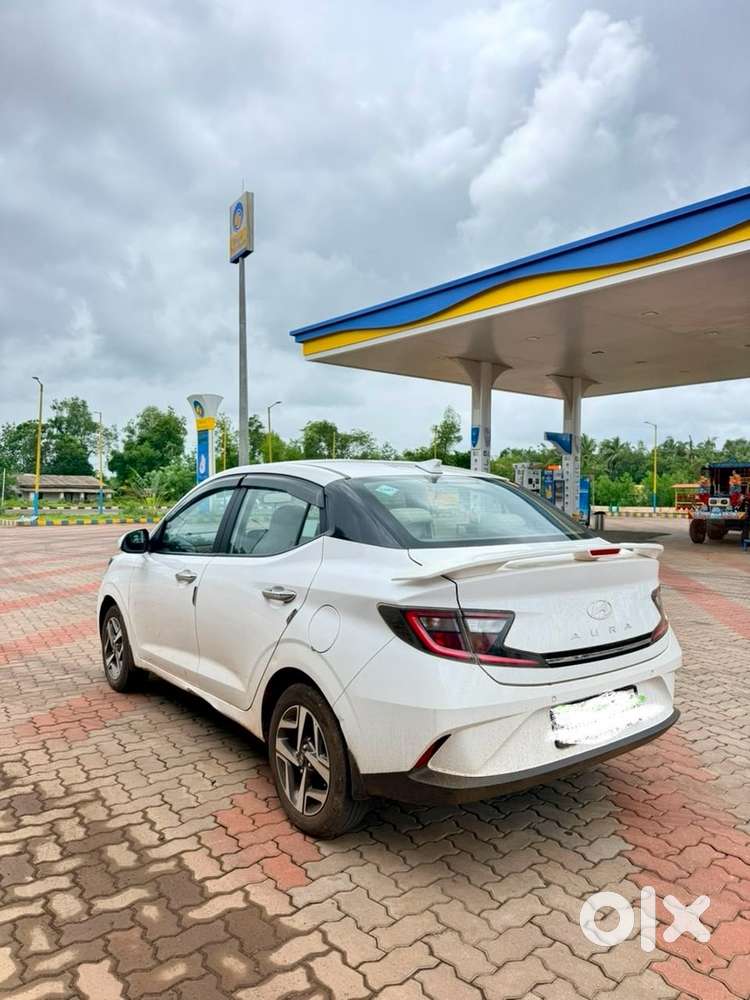Hyundai Aura Sx 2023