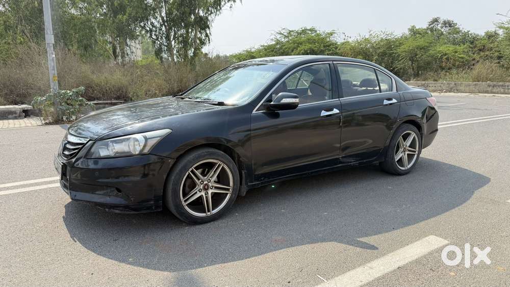 Honda Accord 2.4 Elegance Automatic, 2012, Cng & Hybrids