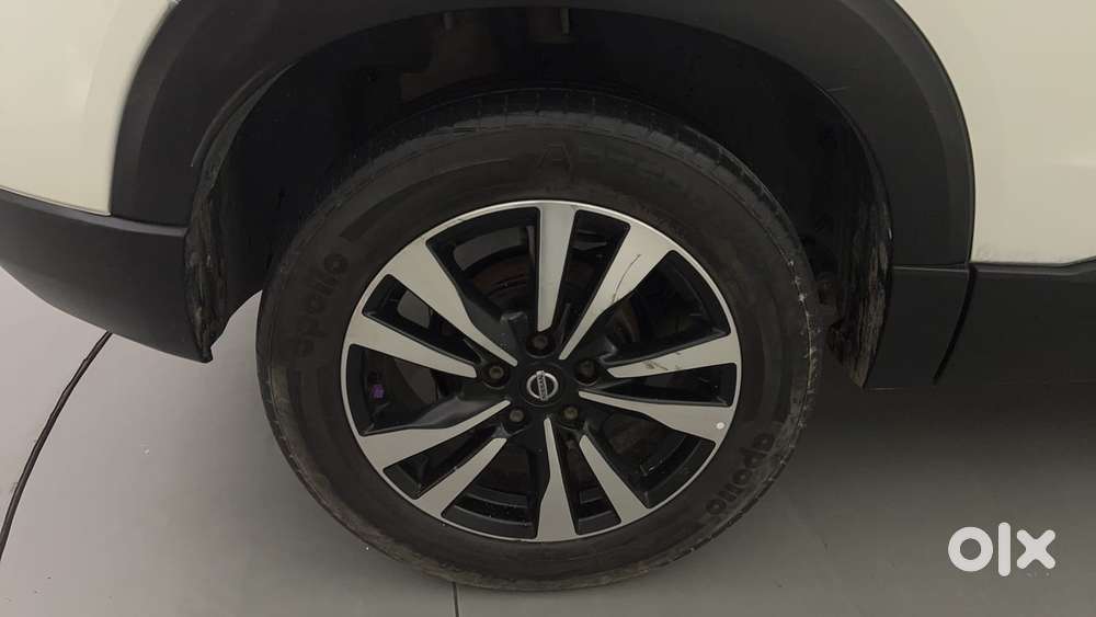 Nissan Kicks 1.3 Xv Premium Cvt Petrol, 2022, Petrol