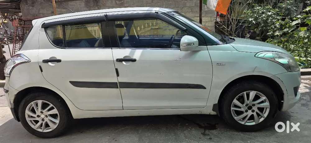 Maruti Swift Zdi 2013 - Diesel - Well Maintained