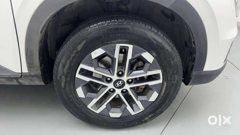 Hyundai Venue 1.0 Sx (o) Turbo Dct, 2023, Petrol