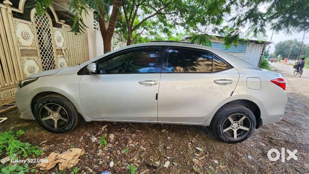 Toyota Corolla Altis 2014 December