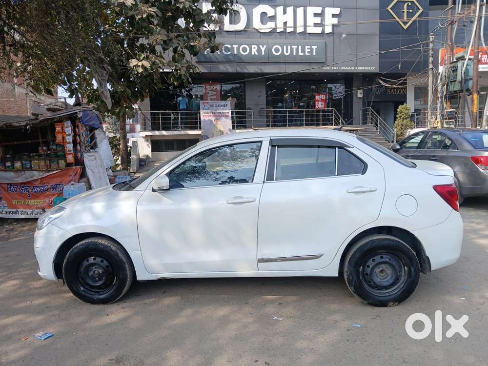 Maruti Suzuki Dzire 1.2 Vxi, 2022, Petrol