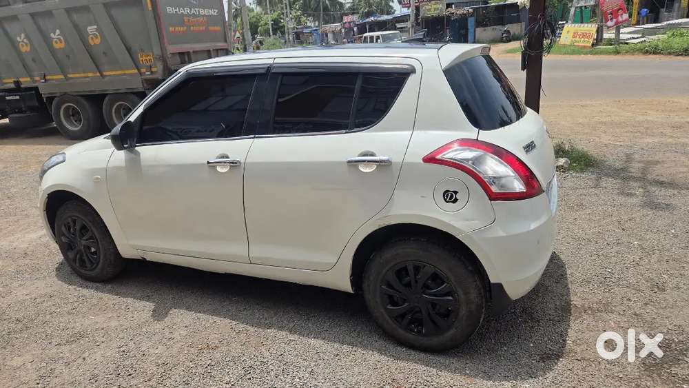 Maruti Suzuki Swift Ldi 2015 Model