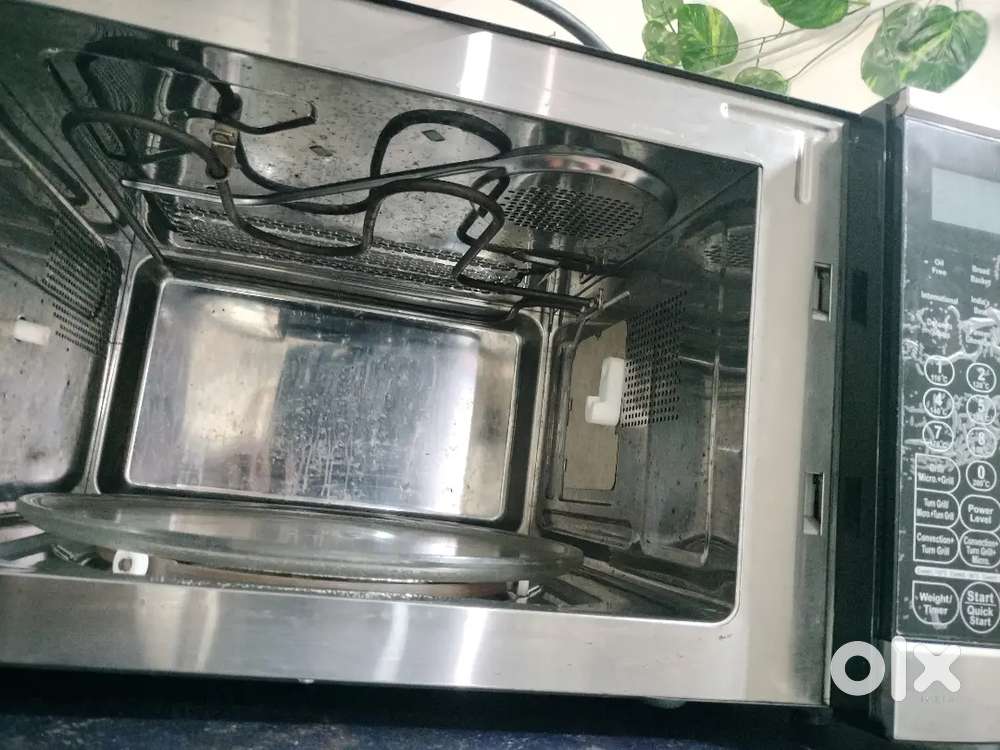 Godrage microwave oven