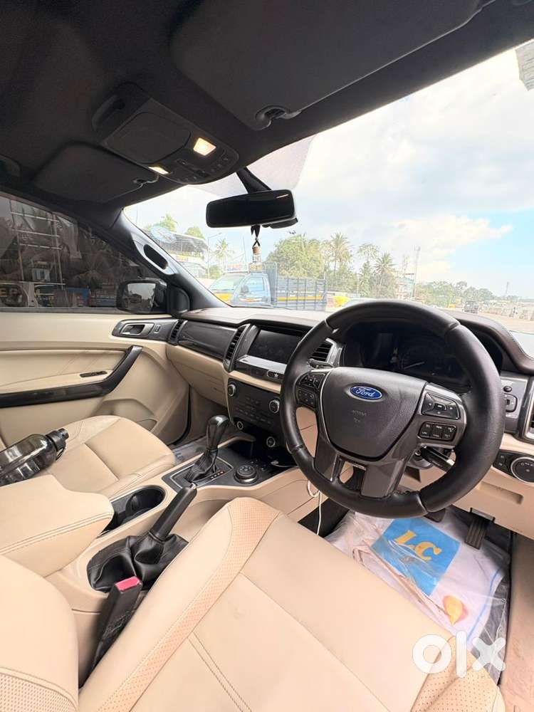 Ford Endeavour 3.2 Titanium At 4x4, 2016