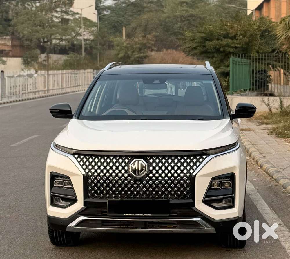 Mg Hector Plus Savvy Pro 1.5 Turbo Petrol Cvt 7 Str Dual Tone, 2024,..