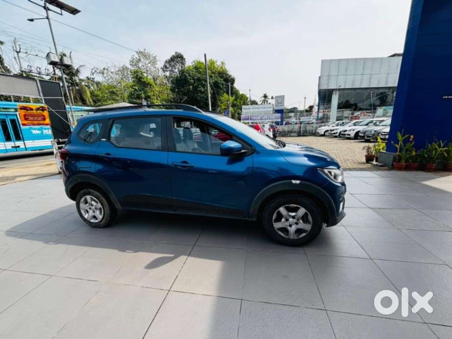 Renault Triber Rxz, 2019, Petrol