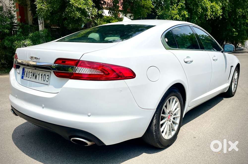 Jaguar Xf Petrol 2.0, 2015, Petrol