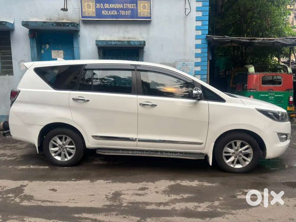 Toyota Innova Crysta 2020