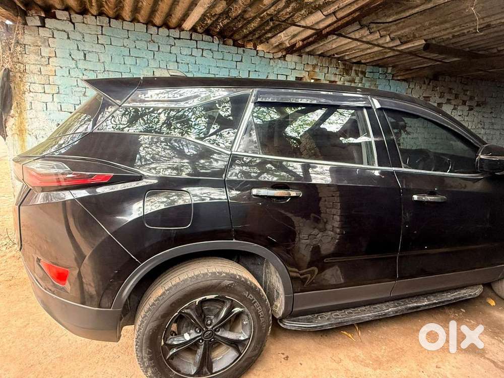 Gadi Puri Ok H Bus Front Glass Halka Crack H Baki Gadi Puri Ok H