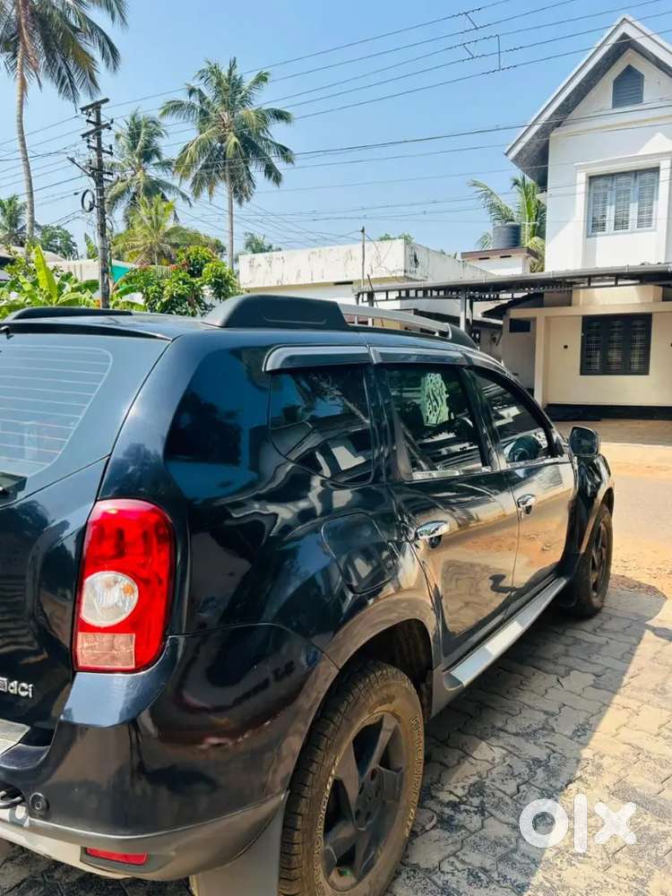 Renault Duster 2015 Diesel 105000 Km Driven