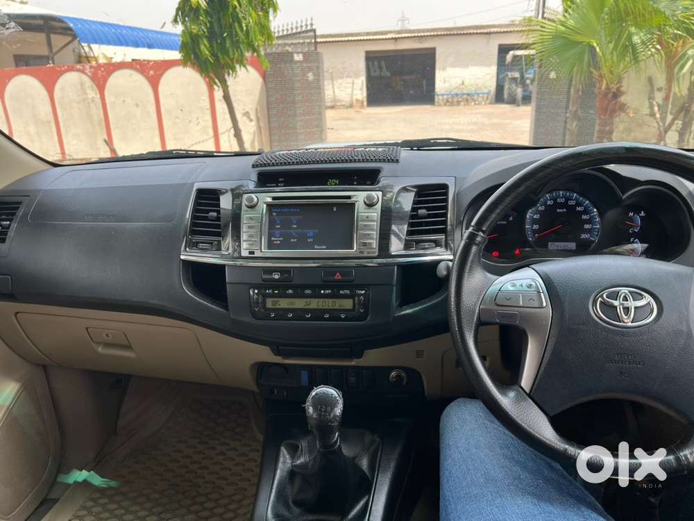 Toyota Fortuner Diesel 2015