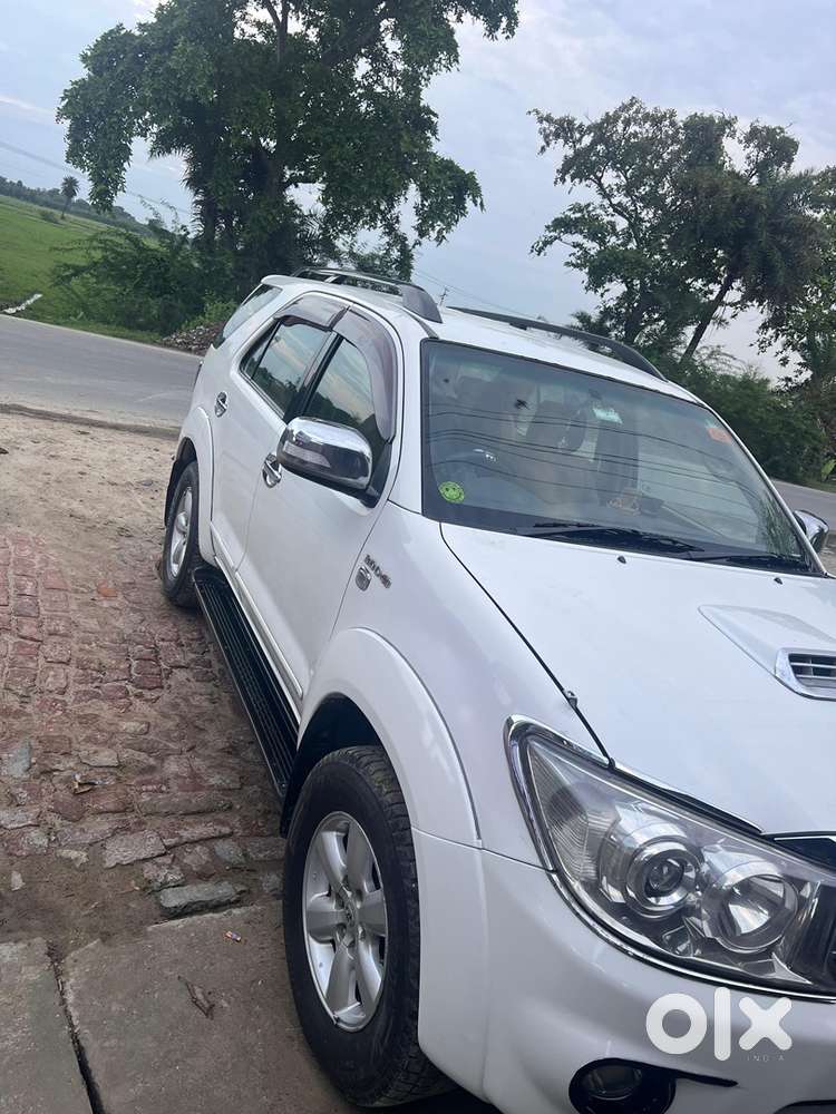 Toyota Fortuner 2011 Diesel 4x4