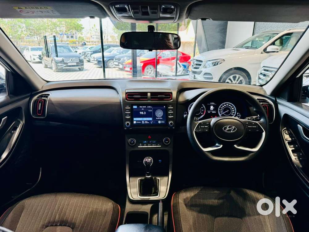 Hyundai Creta 1.5 S Plus Knight Petrol Dual Tone, 2023, Petrol