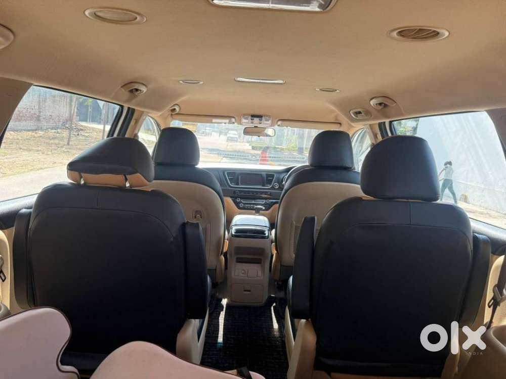 Kia Carnival Premium, 2021, Diesel