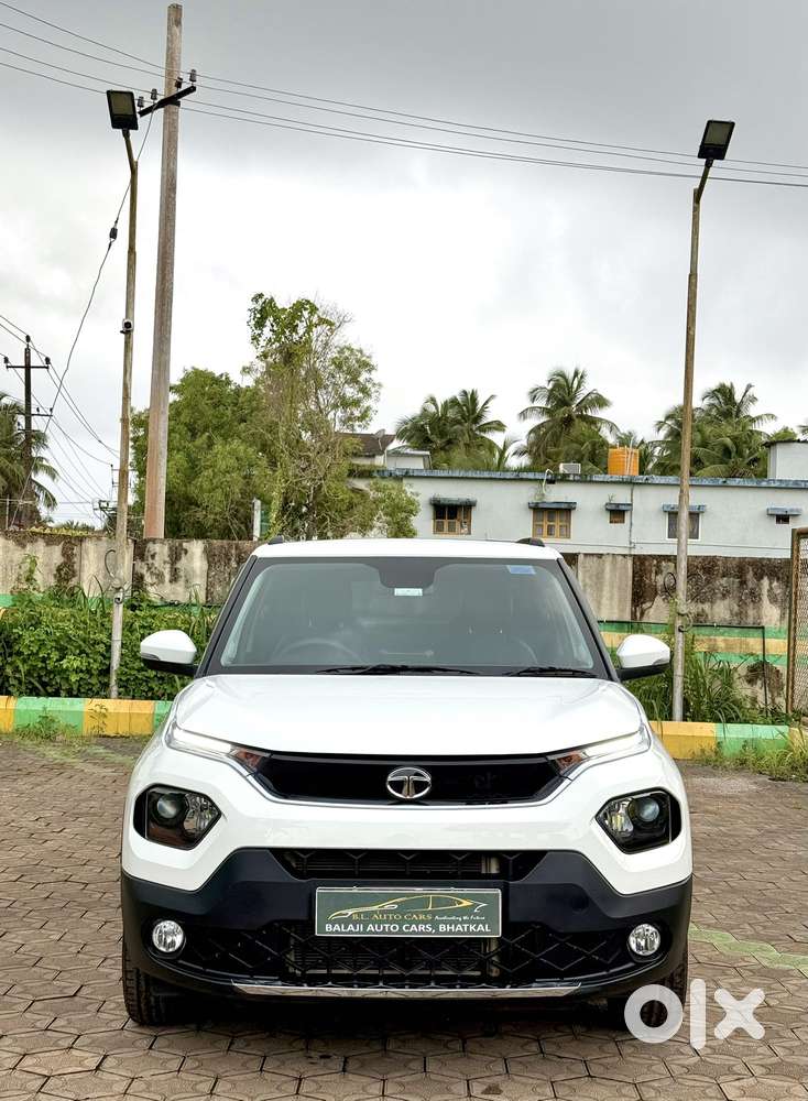 Tata Punch Accomplished Mt Sunroof, 2023, Petrol