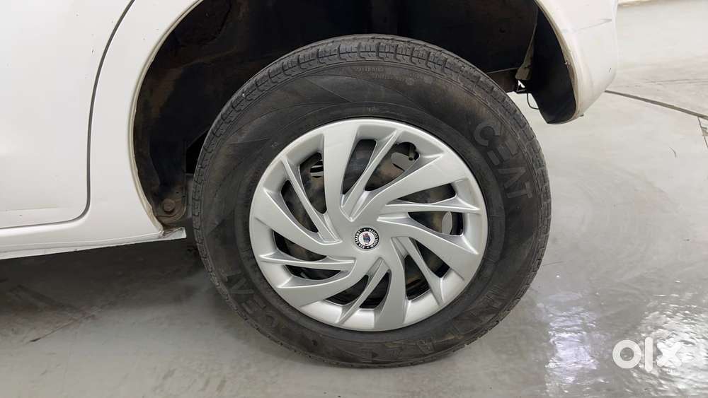 Datsun Redigo T Option, 2016, Petrol